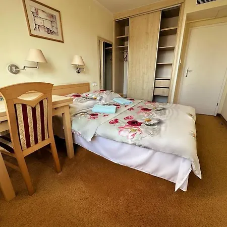 10q - Z6 603a Appartamento Varsavia